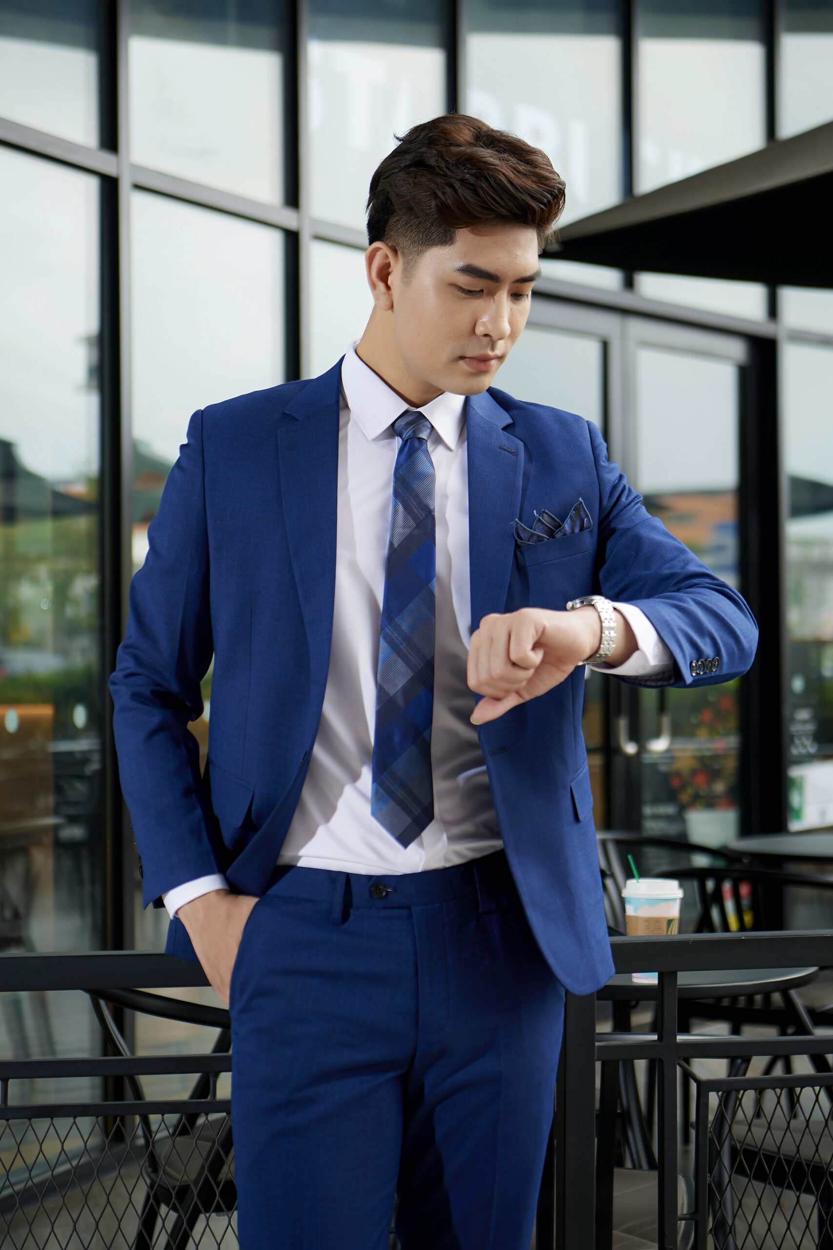 Bộ vest công sở may đo chuẩn form dáng