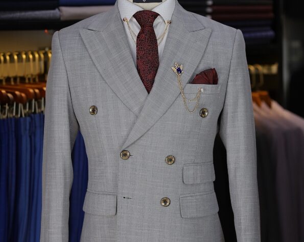 Áo vest nam cưới ghi họa tiết 2 hàng khuy trẻ trung